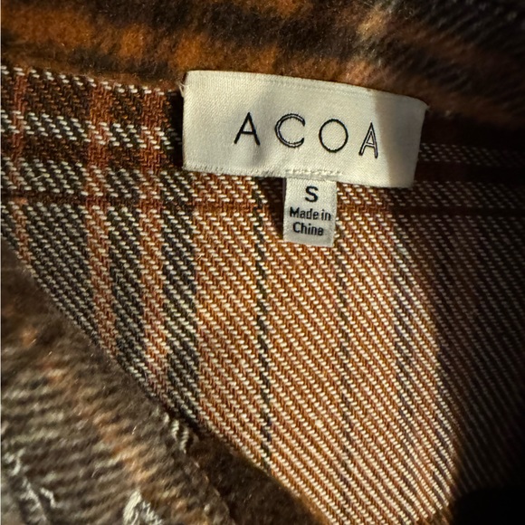 Shacket - Picture 2 of 2